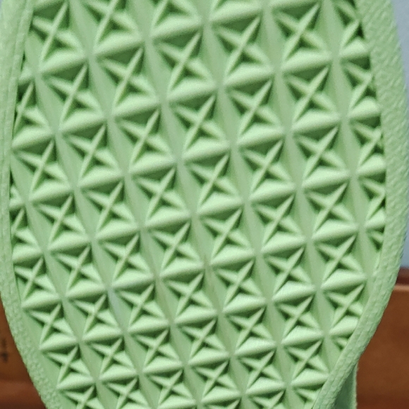 Puma Kids Suede Mono Triplex Neon Lace Up Sneakers Green - Picture 12 of 16